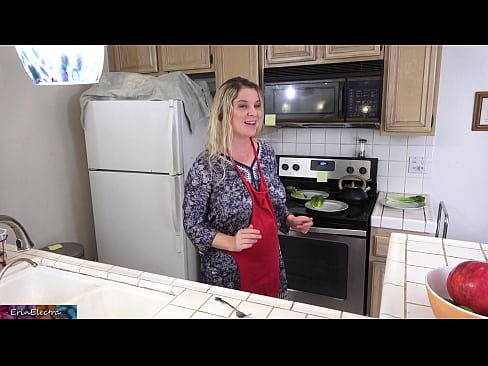 ❤️ A madrasta o ordenha na cozinha antes de sua data ️❌ Porno em pt-br.bladesoul.top ❌️